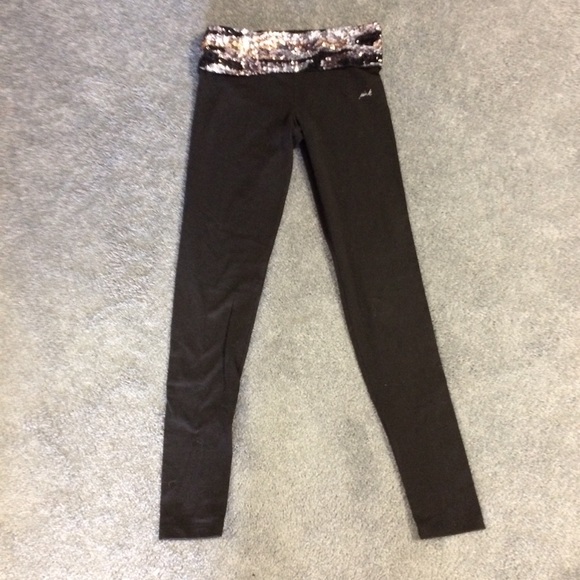 🚫sold🚫 camo bling set - Picture 4 of 6